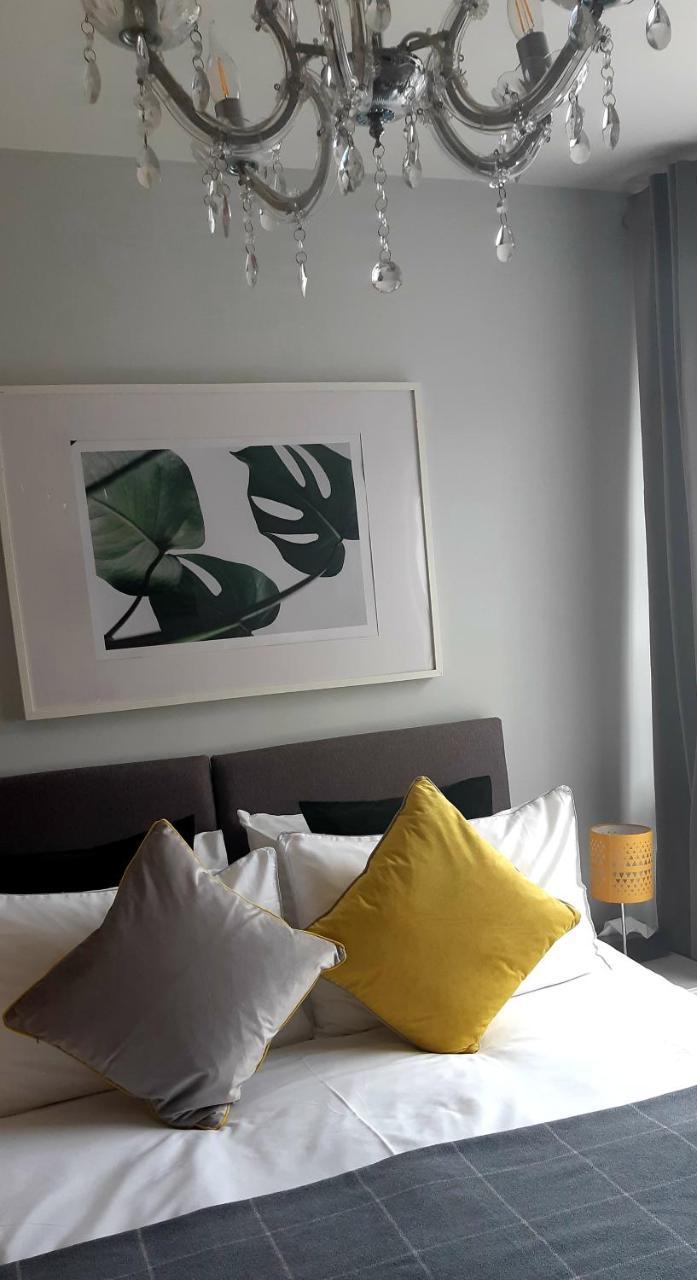Sleep, Eat, Repeat Bed And Breakfast Macclesfield Exteriér fotografie